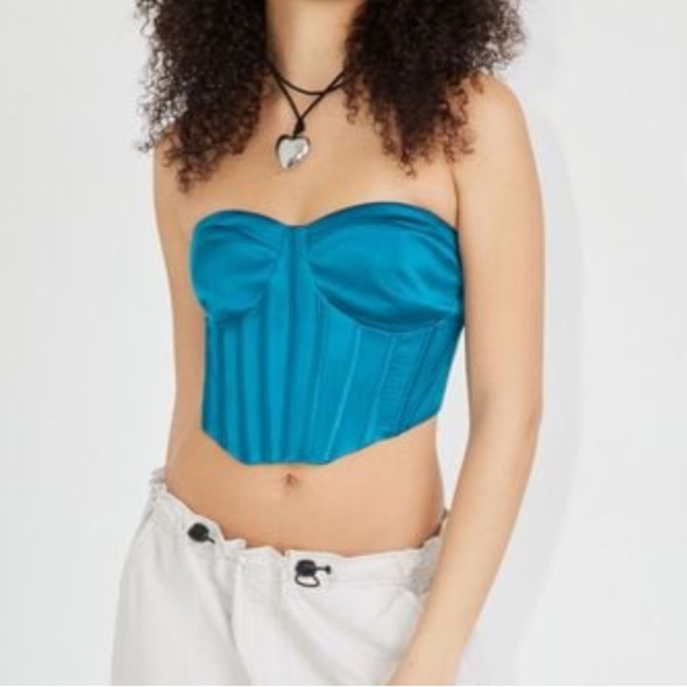 Garage- Satin Coset Top